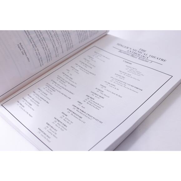 The Singers Musical Theatre Anthology, Volume 3, Baritone/Bass, Hal-Leonard - Picture 2 of 4